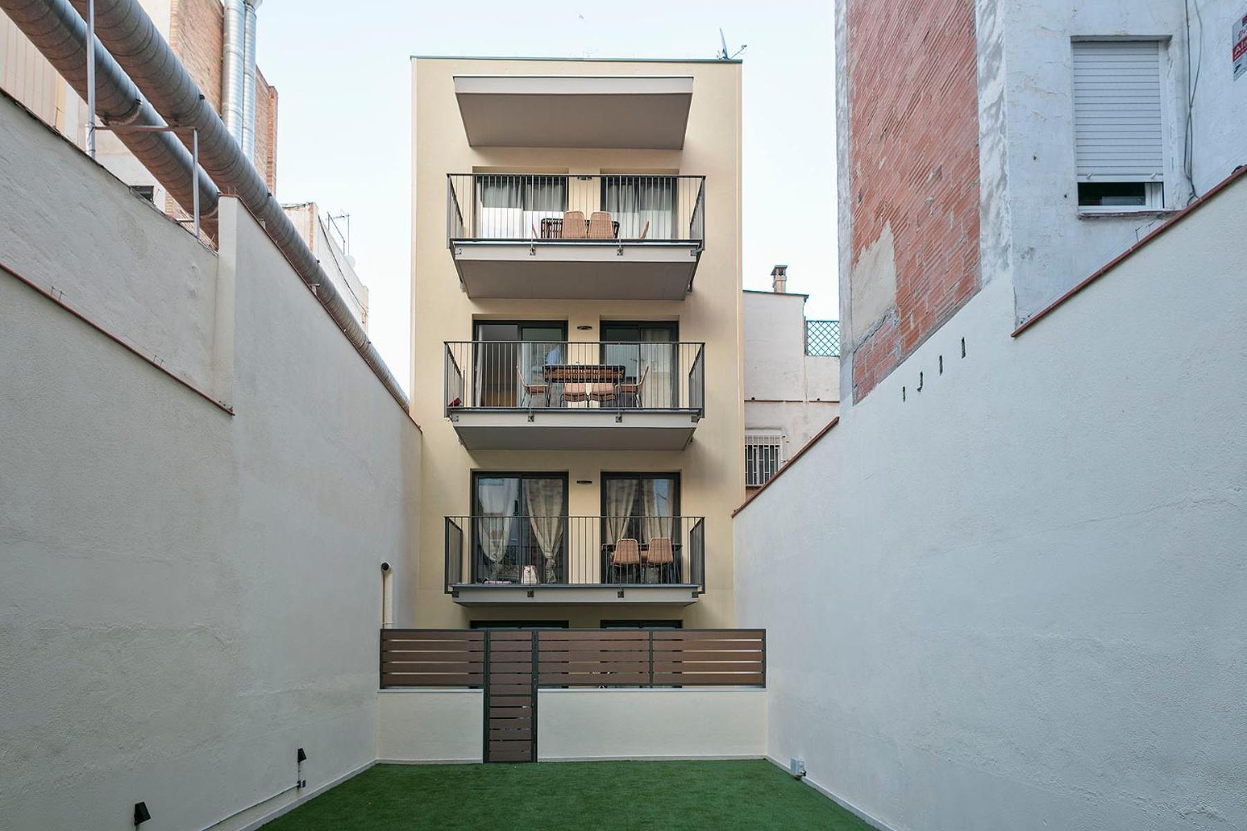 Your Home- Apartment Camp Nou 1 Оспиталет де Лобрегат Екстериор снимка